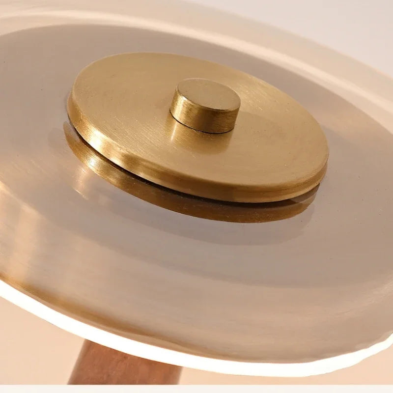 Tacita | Brass Table Lamp