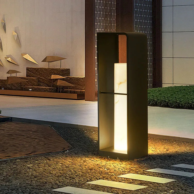 Grian | Solar Lawn Light