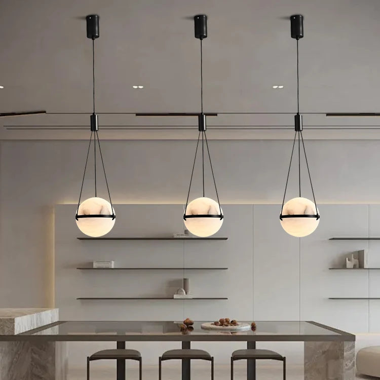 Cecília | Alabaster Sphere Pendant Light