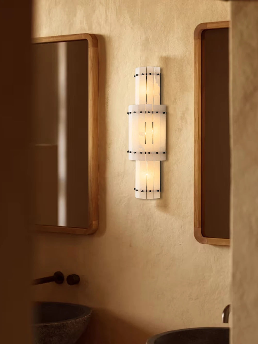 Lumière | Natural Alabaster Linear Chandelier