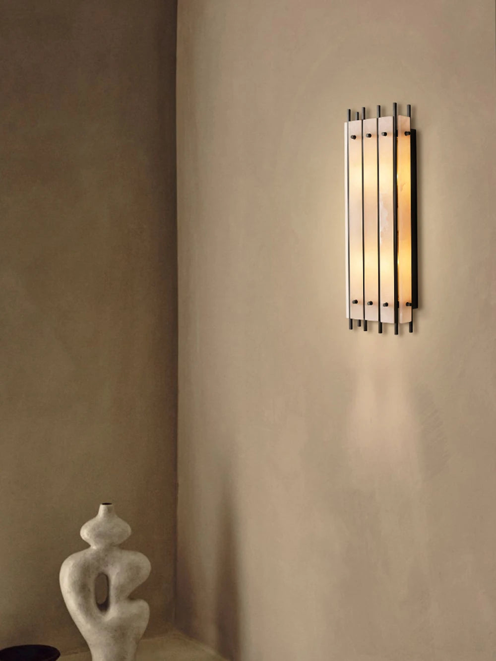Lumière | Natural Alabaster Linear Chandelier