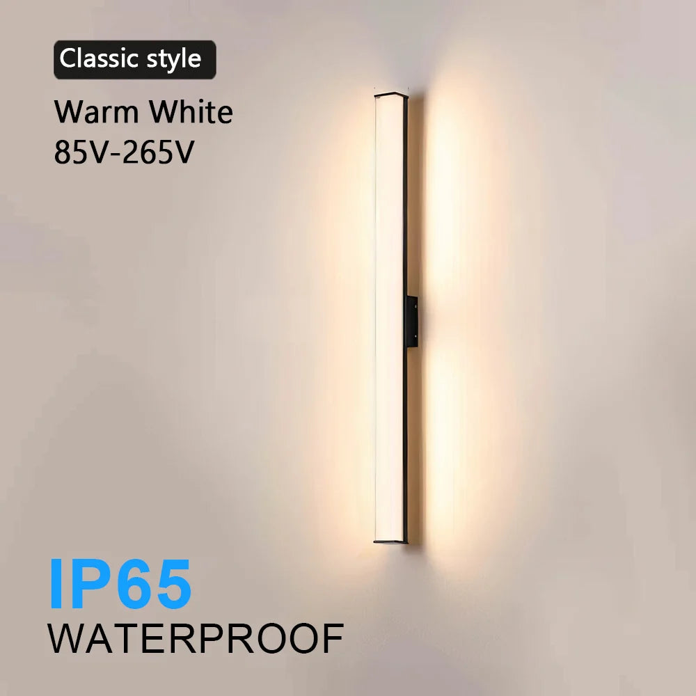 Elegant Outdoor Garden Wall Light - Weatherproof Exterior Lantern