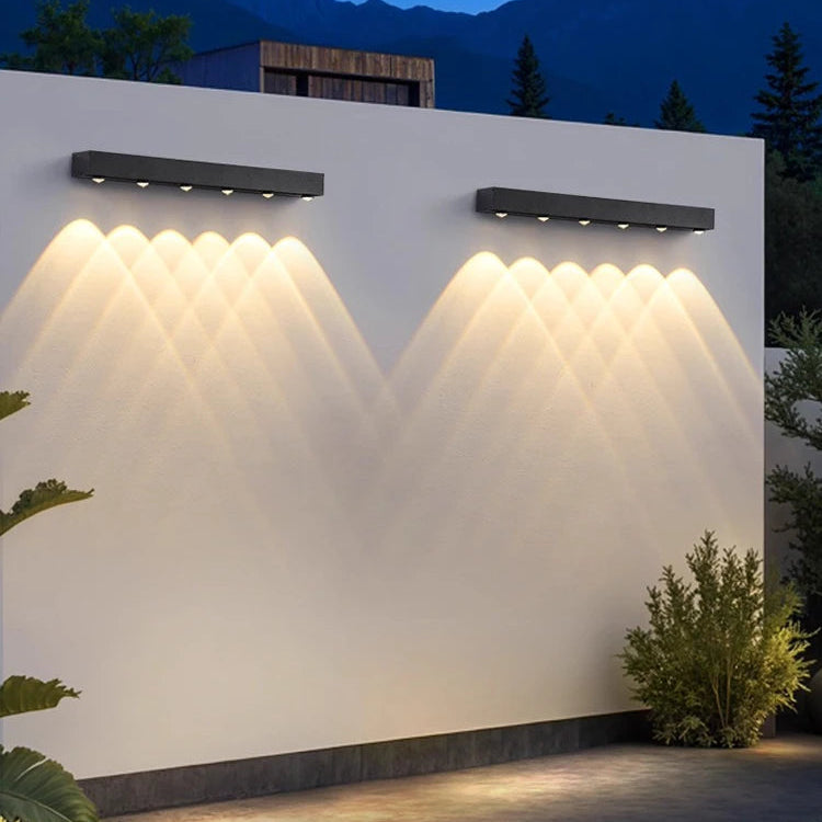 Órla | Long Strip Outdoor Wall Lamp