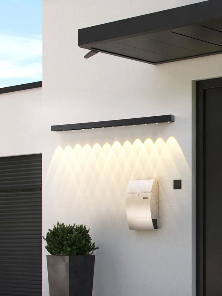 Órla | Long Strip Outdoor Wall Lamp