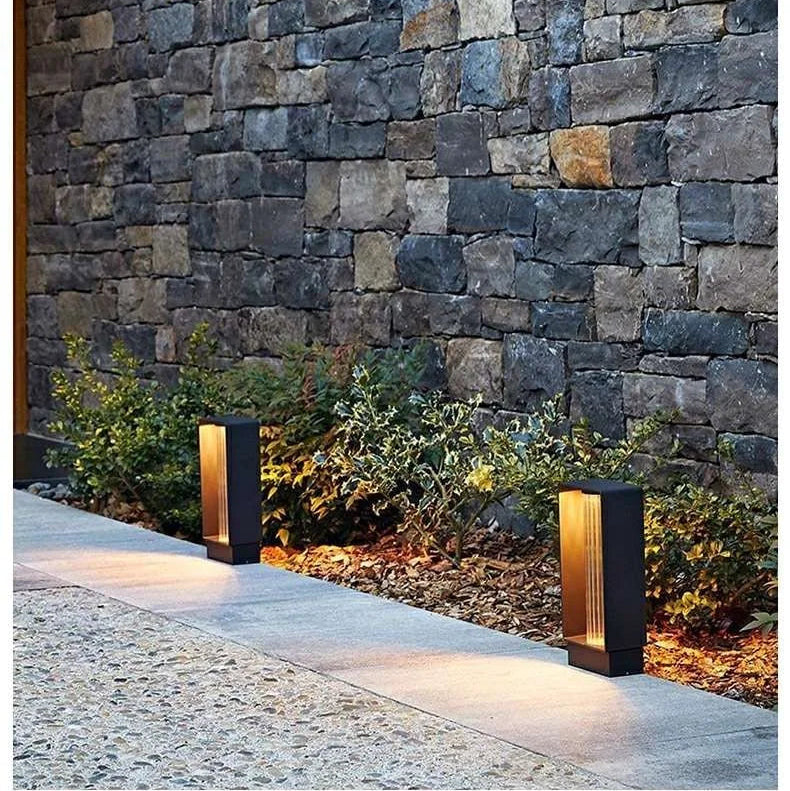 Áine | Solar Landscape Garden Light